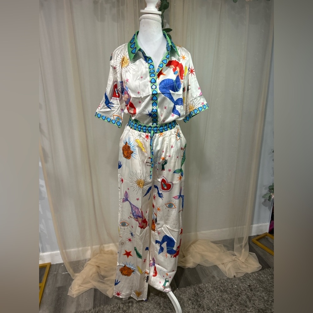 Endless Mcon Mermaid Print Satin Feel 2 Piece Set Wide Leg Pants Small NWT